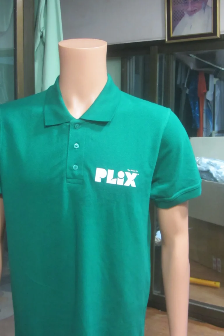 Green polo with Plix logo on mannequin